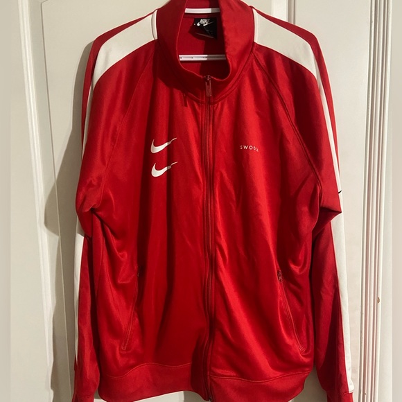 NIKE SWOOSH RED HOODIE - Picture 1 of 3